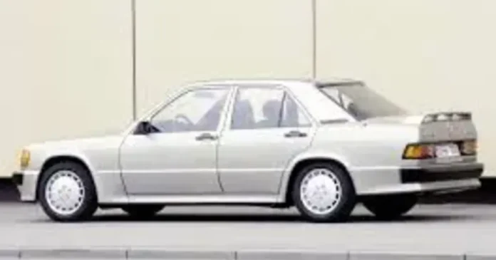 Mercedes Benz W201 190 D 2.0 4-speed Engine Technical