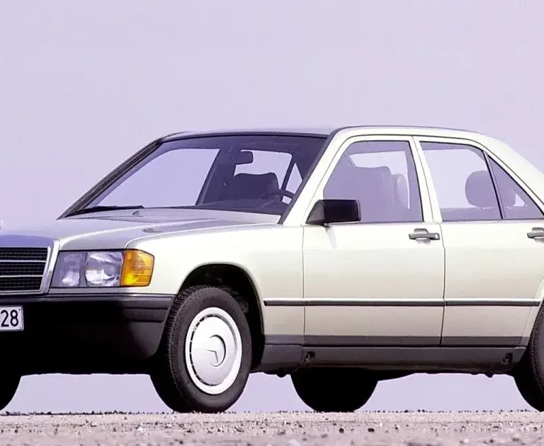 Mercedes Benz W201 190E 2.6 Engine Technical