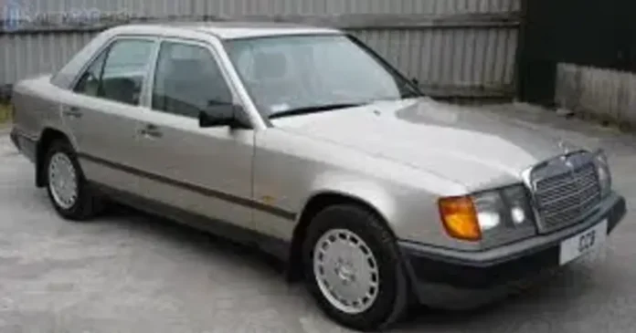 Mercedes Benz W201 190E 2.6 CAT Engine Technical